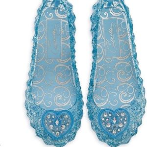 Brand new Disney Cinderella light up shoes.
